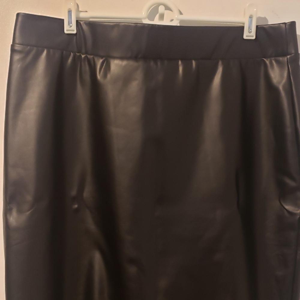 Faux Leather skirt
